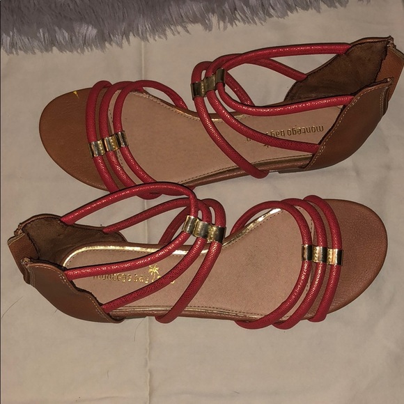 SANDALS !! - Picture 2 of 5